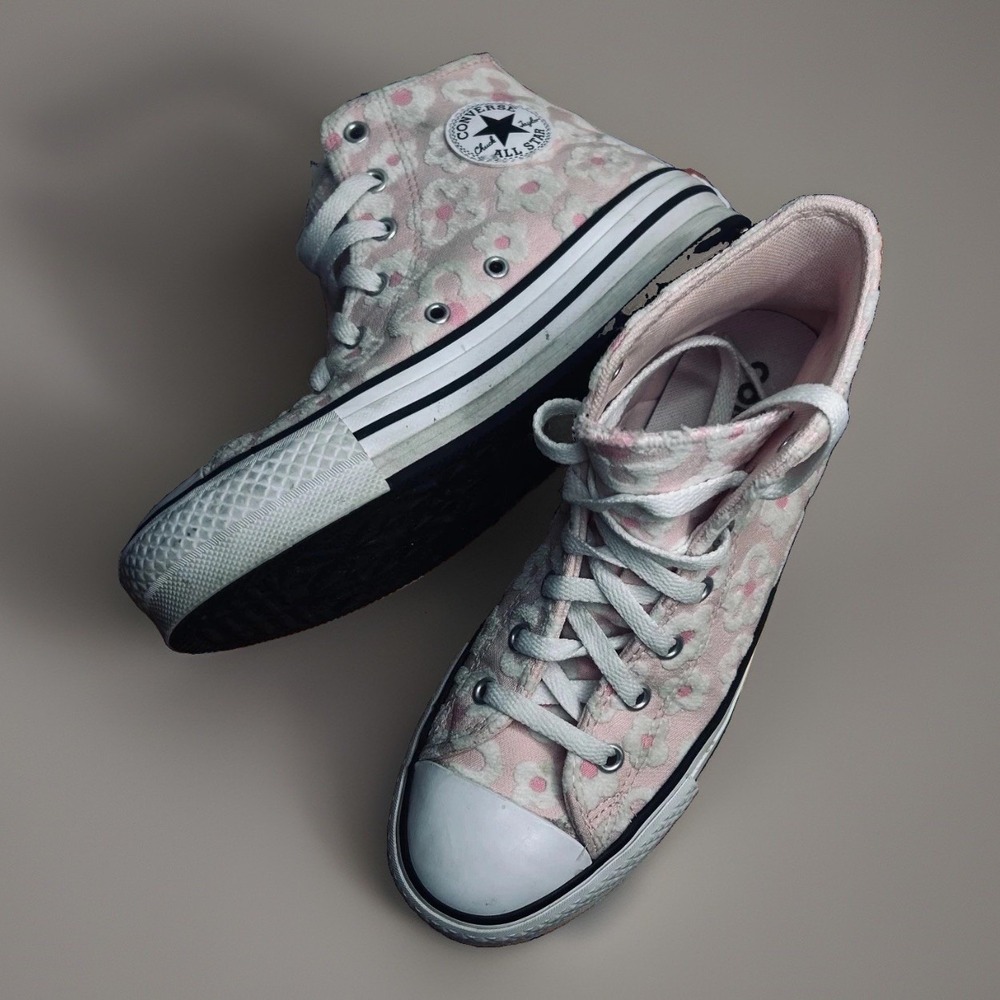 Converse Chuck Taylor All Star Platform Pink Floral High Tops 4Y or Women's Sz 6